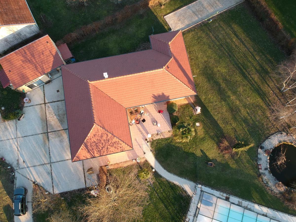 Alaguyauder Le Studio Chatillon-sur-Broue 外观 照片